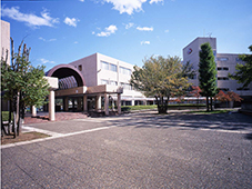 東京家政学院大学