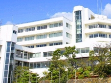 芦屋大学