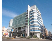 東海工業専門学校金山校